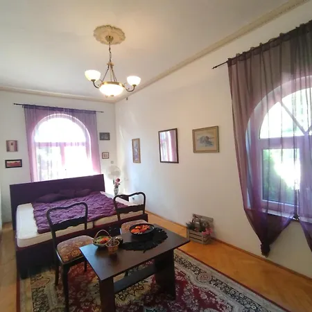 וילה Panorama Biatorbágy